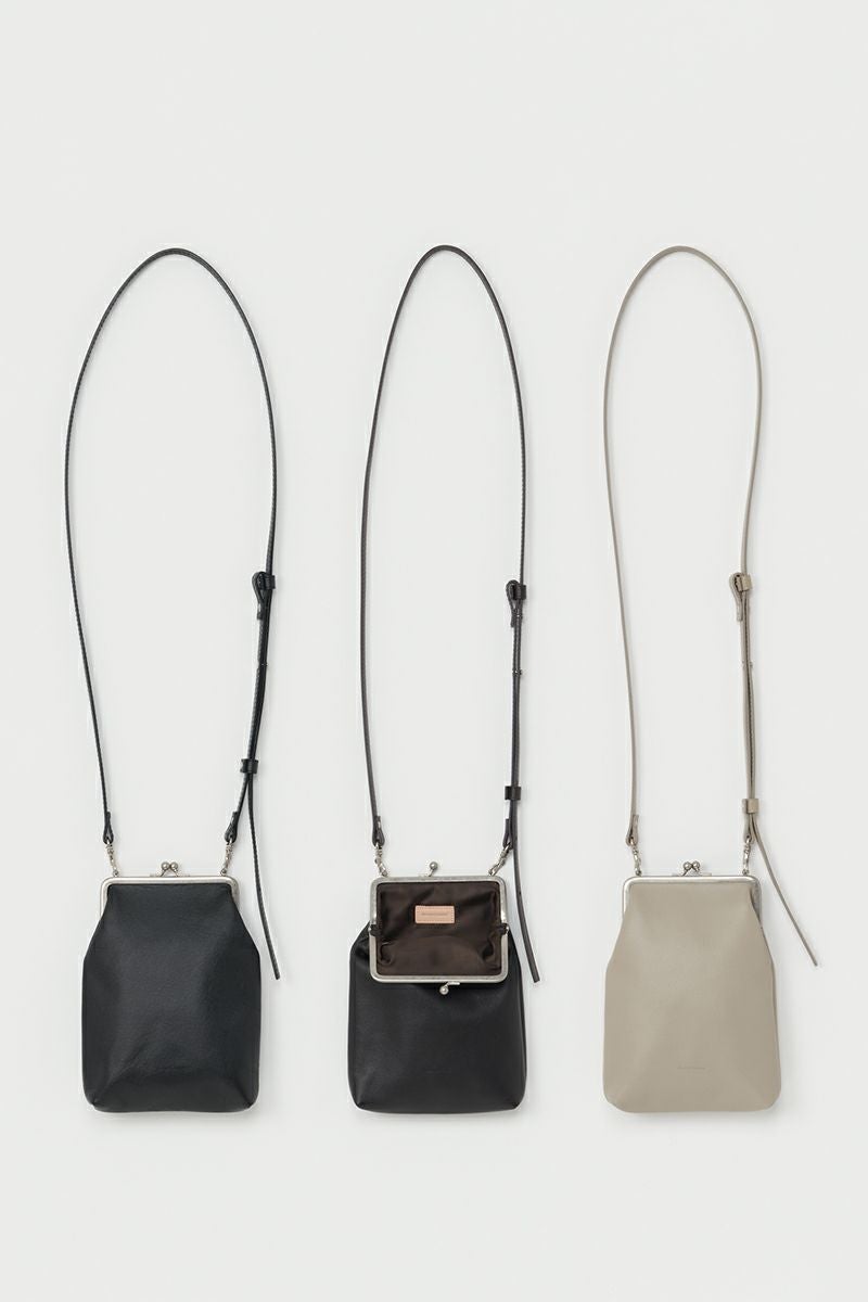 Hender Scheme(エンダースキーマ)カウスナップポシェット cow snap pochette ur-rb-csp