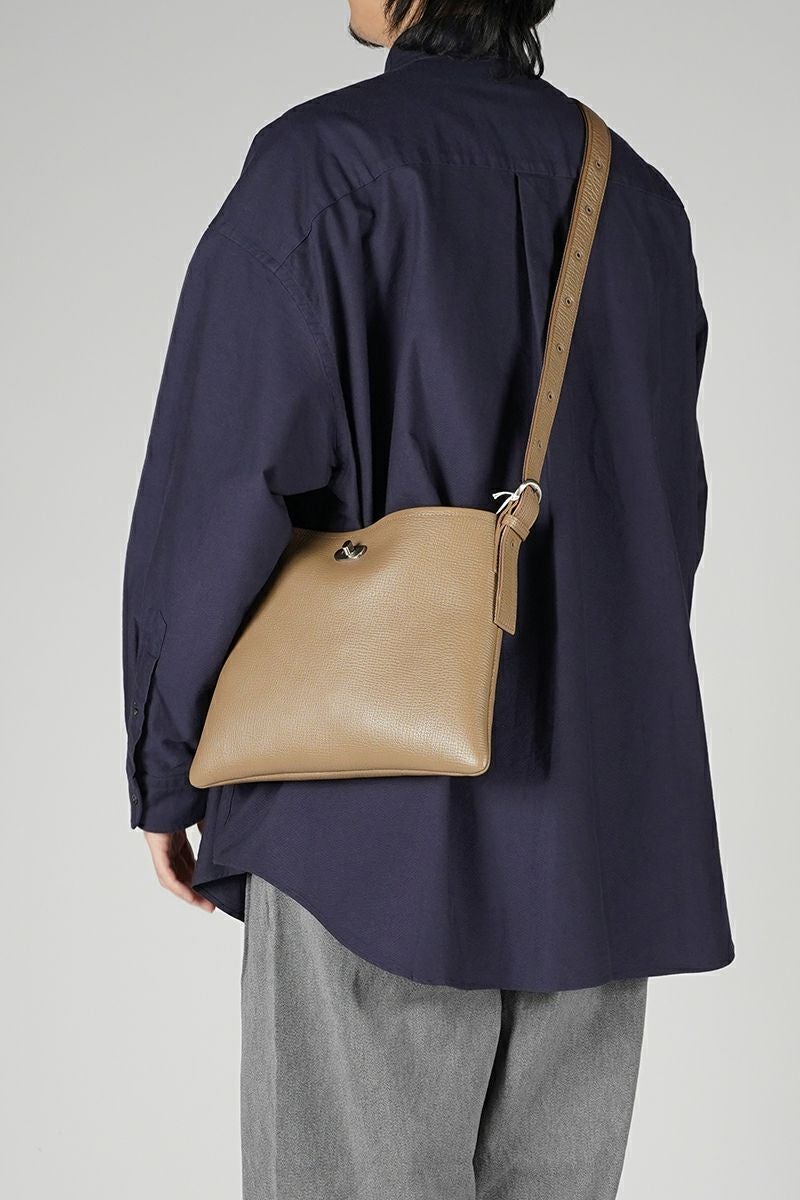 Hender Scheme エンダースキーマTwist Buckle Bag S Hender Scheme 