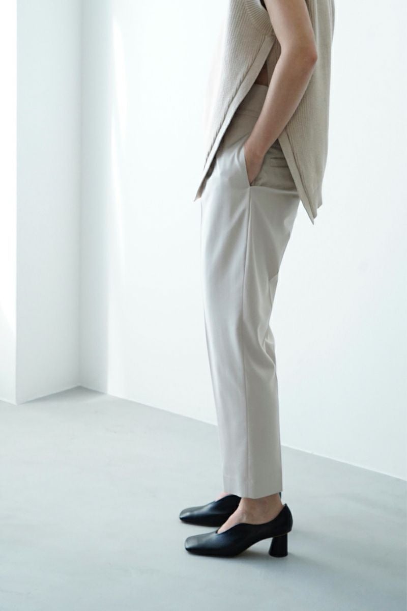 CLANE(クラネ)HIGH WAIST TAPERED PANTS ハイウエストテーパードパンツ 14110-7042 -7
