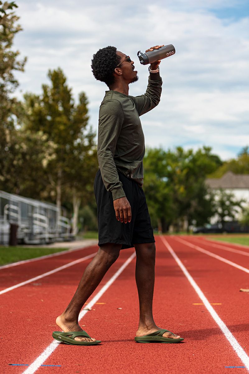 OOFOS(ウーフォス)OOriginal ウーオリジナル リカバリーサンダル 5020010 -9