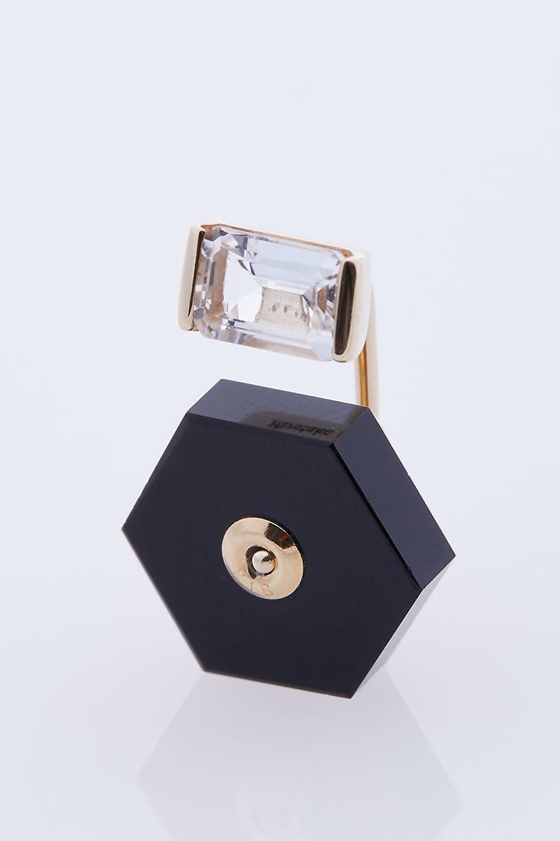 Hirotaka(ヒロタカ)Orbital White Topaz with Onyx Backing Pierced Earring オービタルホワイトトパーズオニキスピアス - Yellow Gold