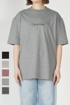 Calvin Klein(カルバン クライン)スタンダードロゴ リラックス クルーネックTシャツ 40HM228