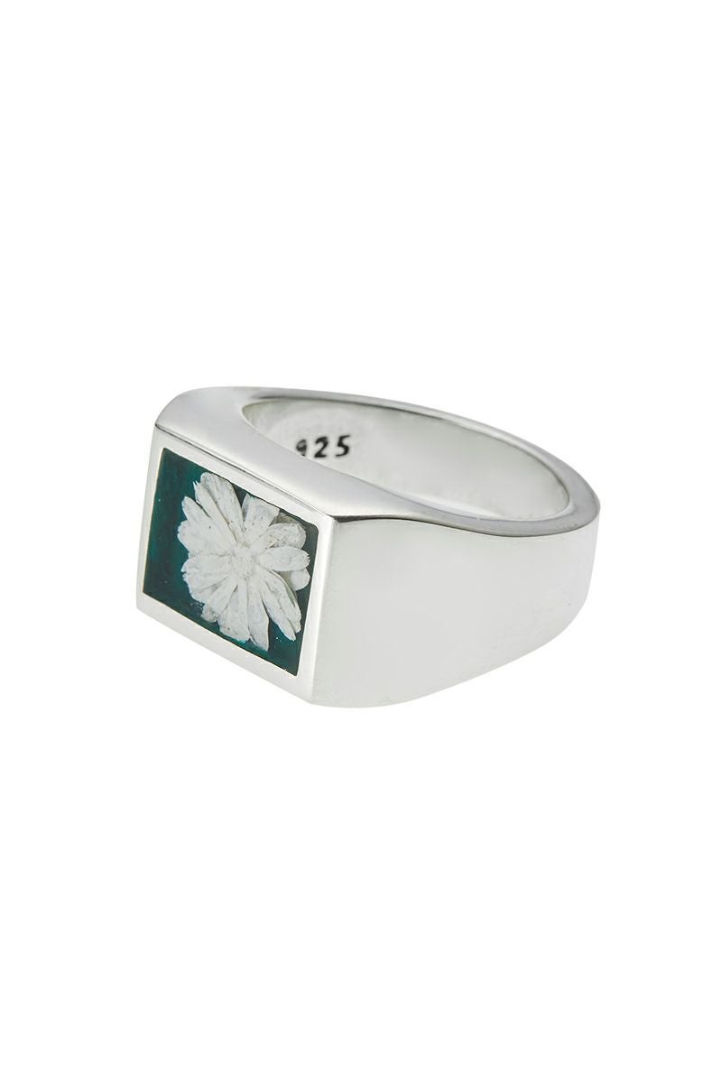 XOLO(ショロ) | XOLO(ショロ) Signet Ring with Forest Green Flower