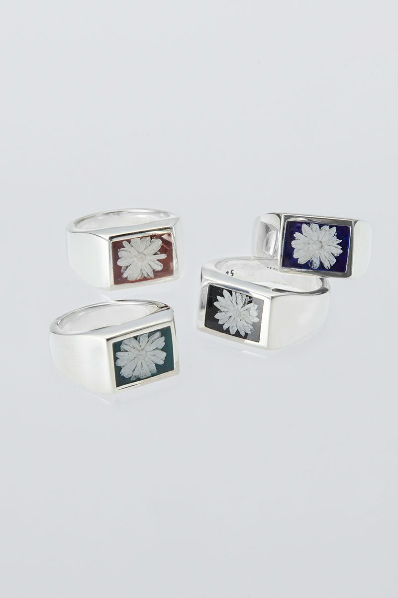 XOLO(ショロ) | XOLO(ショロ) Signet Ring with Forest Green Flower