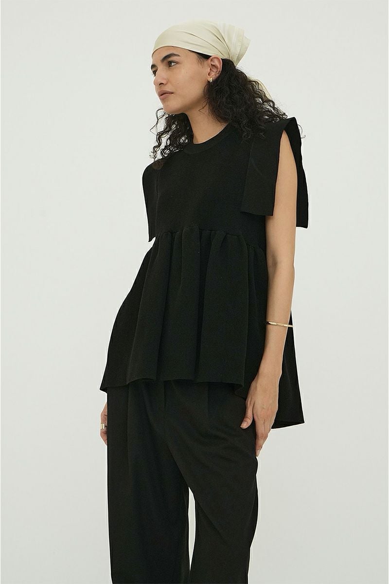 CLANE(クラネ)SQUARE SLEEVE GATHER KNIT TOPS スクエアスリーブギャザーニットトップス 18106-2132