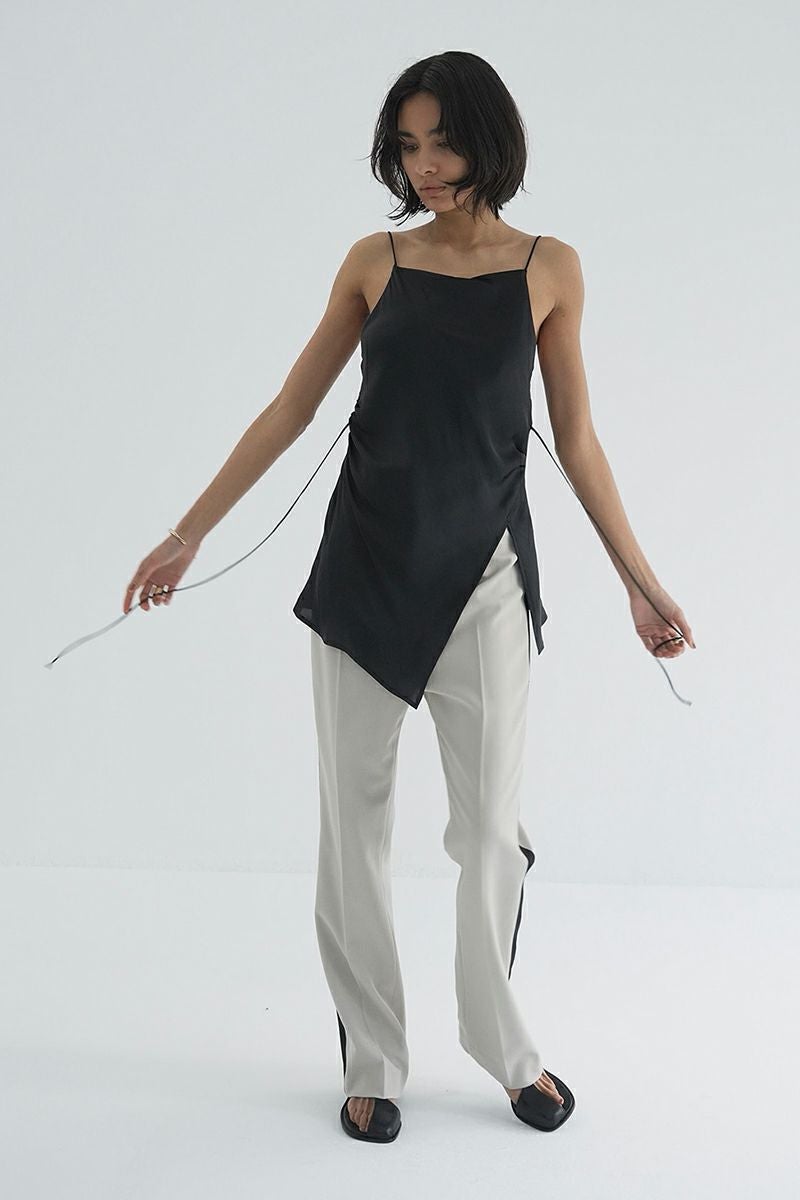 CLANE(クラネ) DRAPE SATIN CAMISOLE TOPS ドレープサテンキャミソールトップス 18122-4282