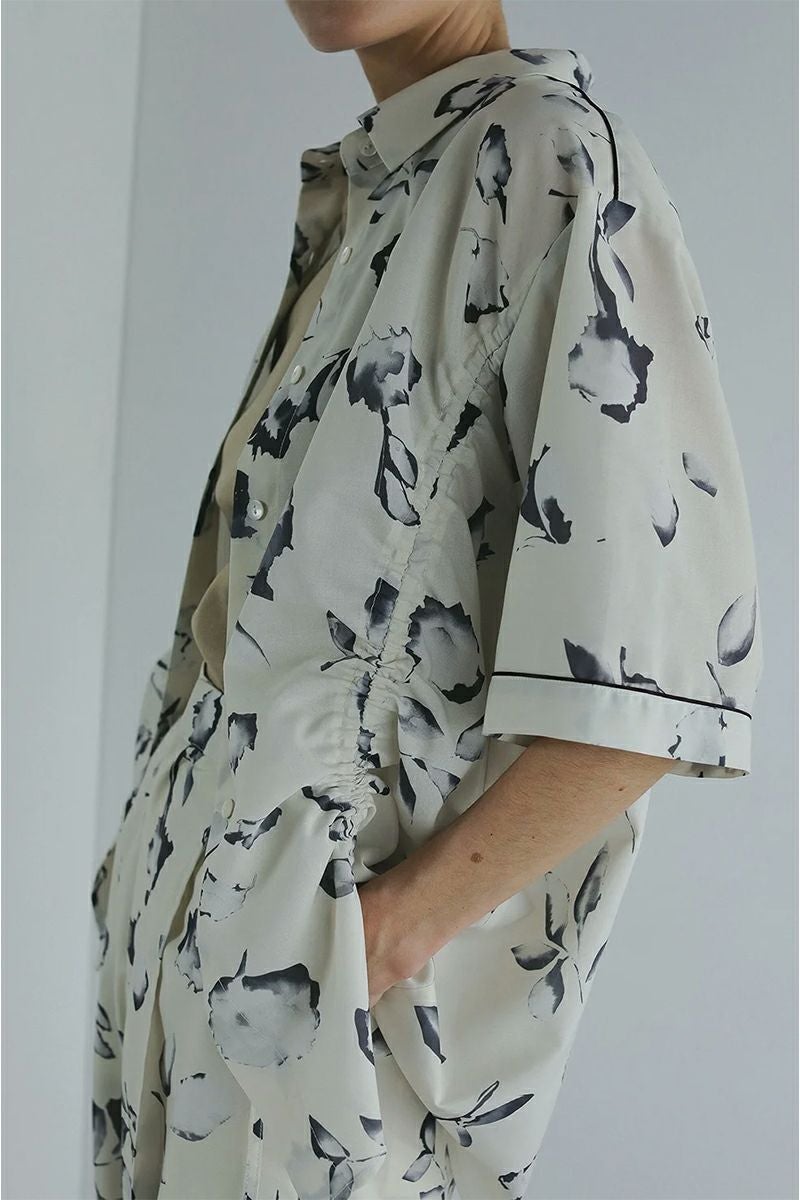 MANOF(マノフ) BLURRED FLOWER SHIRTS フラワーシャツ 89122-4012