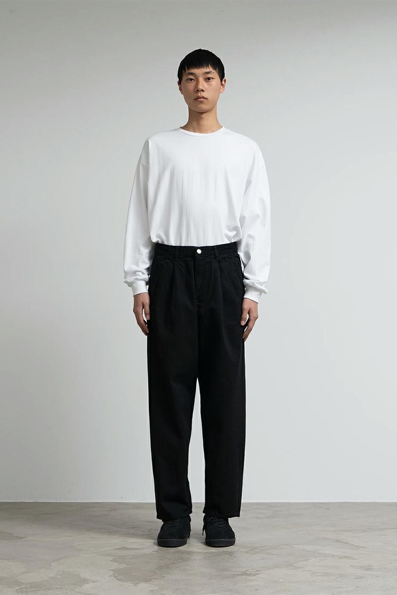 Graphpaper(グラフペーパー) Selvage Denim Two Tuck Tapered Pants セルヴィッチデニムツータックテーパードパンツ GU253-40060RB