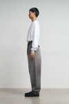 Graphpaper(グラフペーパー) Selvage Denim Two Tuck Tapered Pants -LIGHT FADE- セルヴィッチデニムツータックテーパードパンツ ライトフェード GU253-40060LB