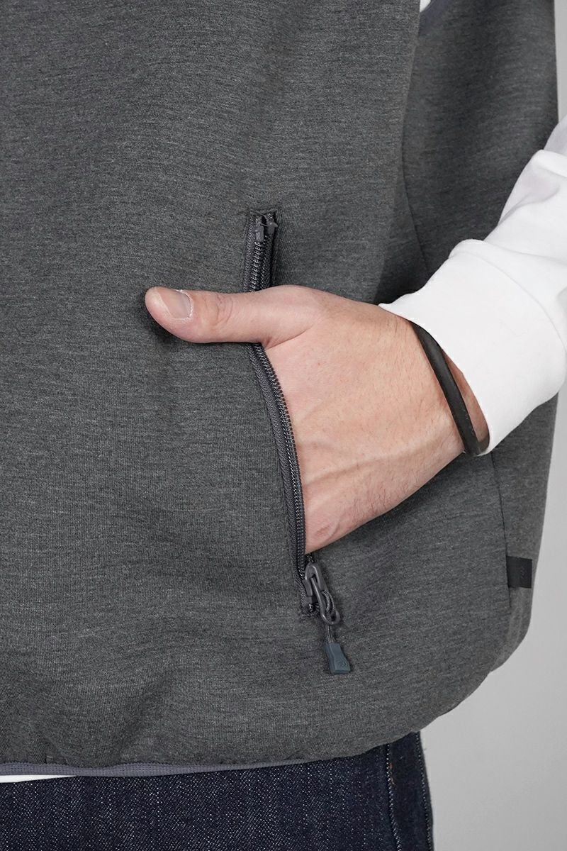 DAIWA PIER 39(ダイワピア39)  TECH SCUBA KNIT STAND COLLAR VEST テックスキューバニットスタンドカラーベスト BE-61025W