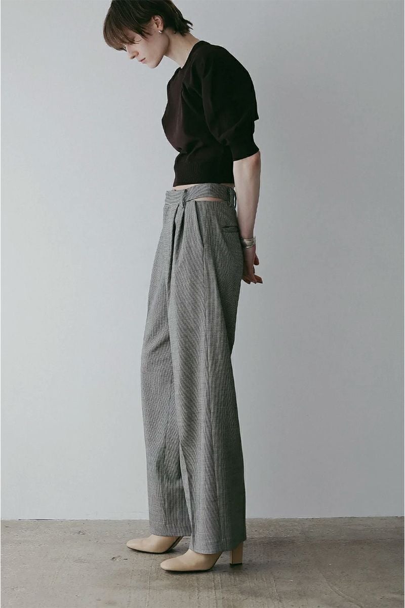 MANOF(マノフ) WAIST SLIT SLACKS ウエストスリットスラックス 89110-7052