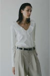 MANOF(マノフ) 2WAY FRILL NECK CUT TOPS 2ウェイフリルネックカットトップス 89105-1142