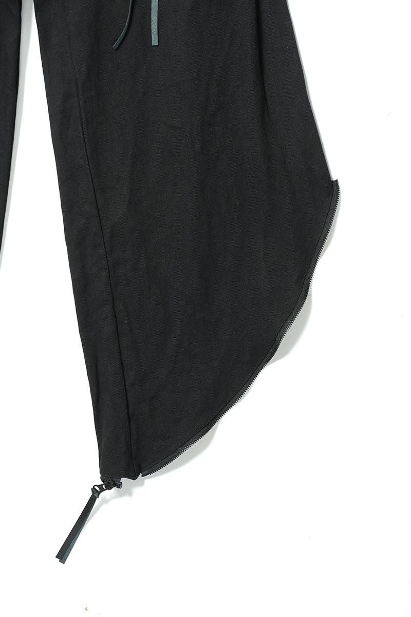  SYUMAN.(シュウマン) > SYUMAN.(シュウマン) Parachute cargo trousers by Blk 25FW-MS001-B