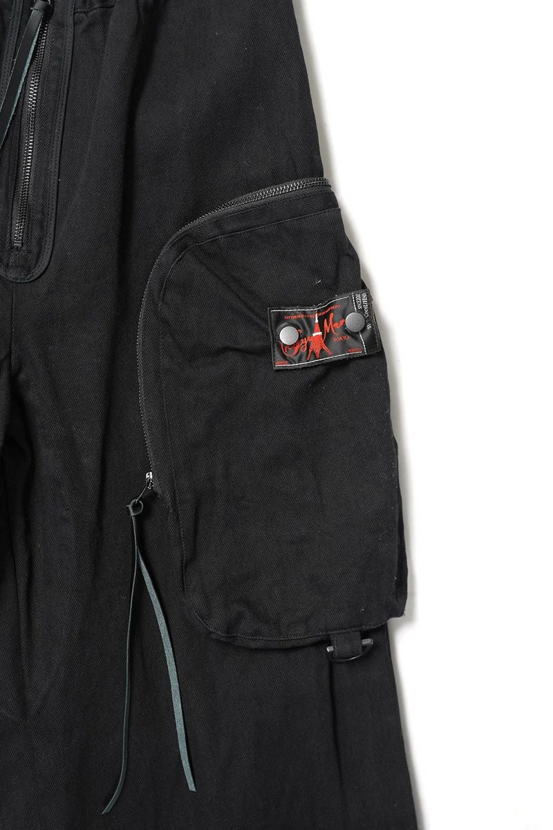  SYUMAN.(シュウマン) > SYUMAN.(シュウマン) Parachute cargo trousers by Blk 25FW-MS001-B