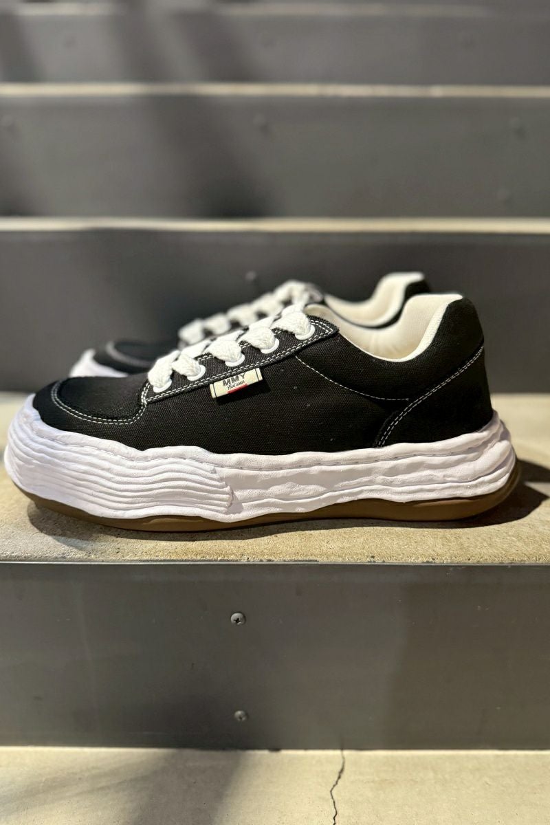 Maison MIHARA YASUHIRO(メゾン ミハラヤスヒロ)：MARMOT(マーモット キャピタル)