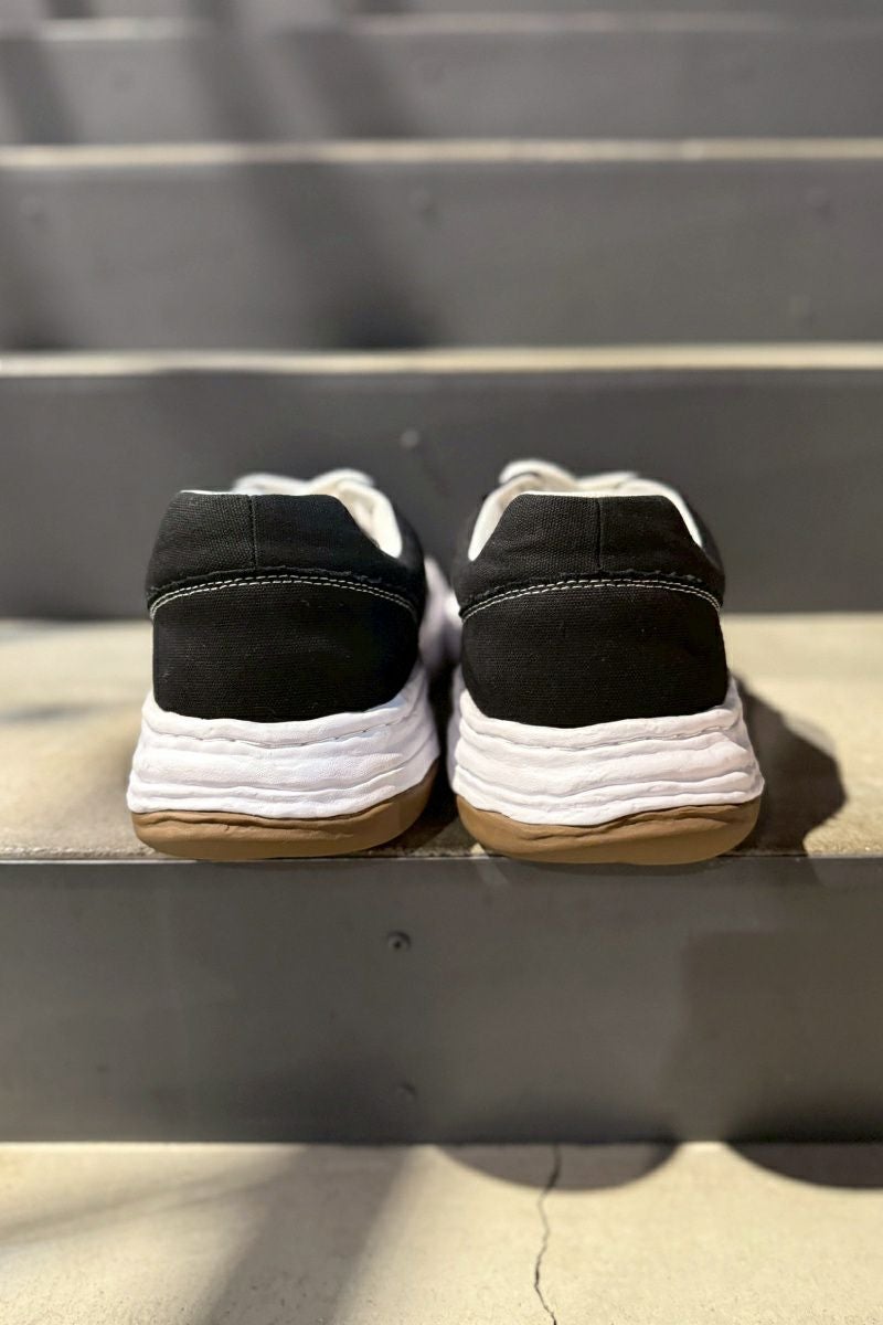 Maison MIHARA YASUHIRO(メゾン ミハラヤスヒロ)：MARMOT(マーモット キャピタル)