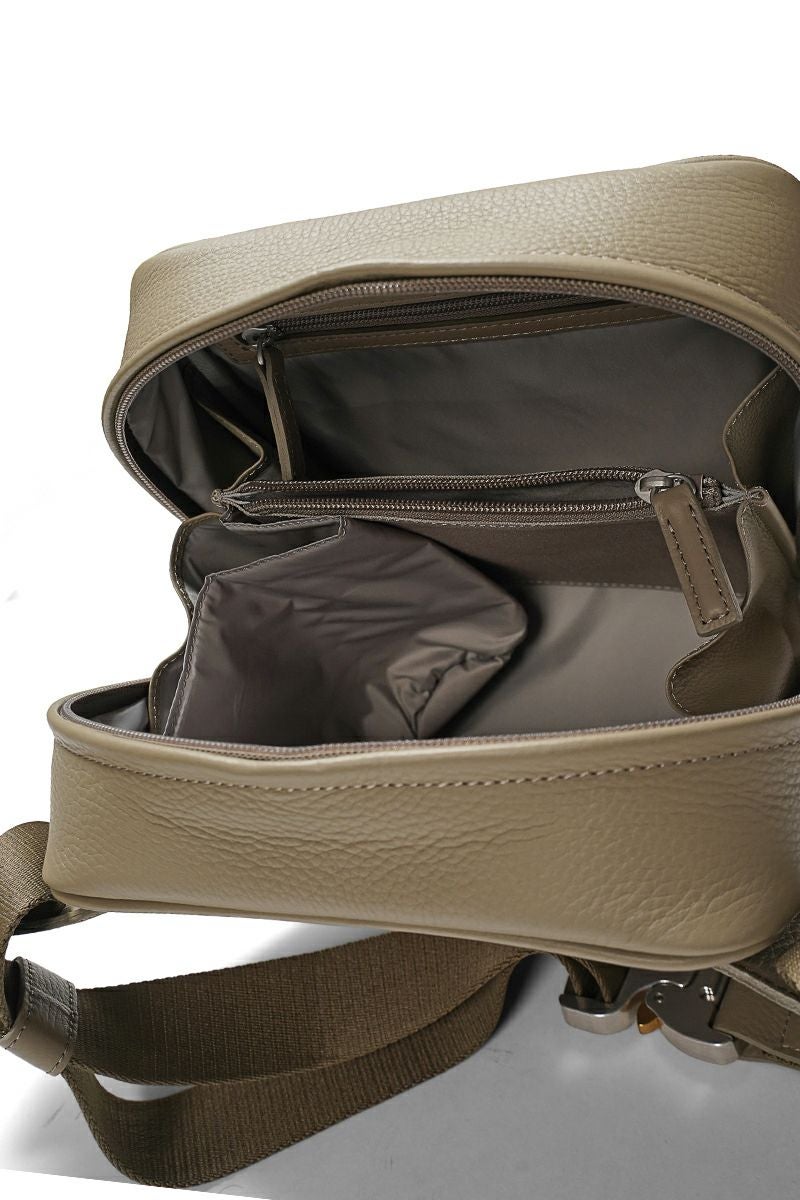 objcts.io(オブジェクツアイオー) ウィークエンドカメラバッグ ラージ