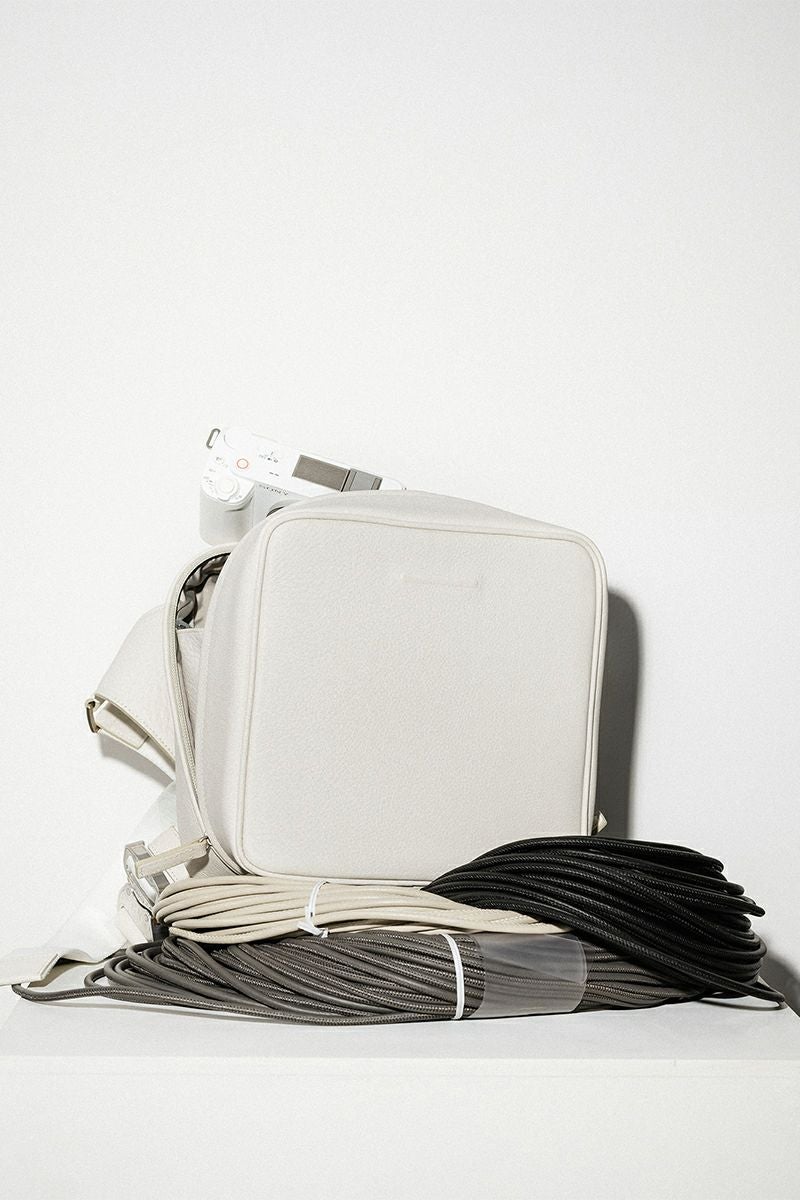 objcts.io(オブジェクツアイオー) ウィークエンドカメラバッグ ラージ