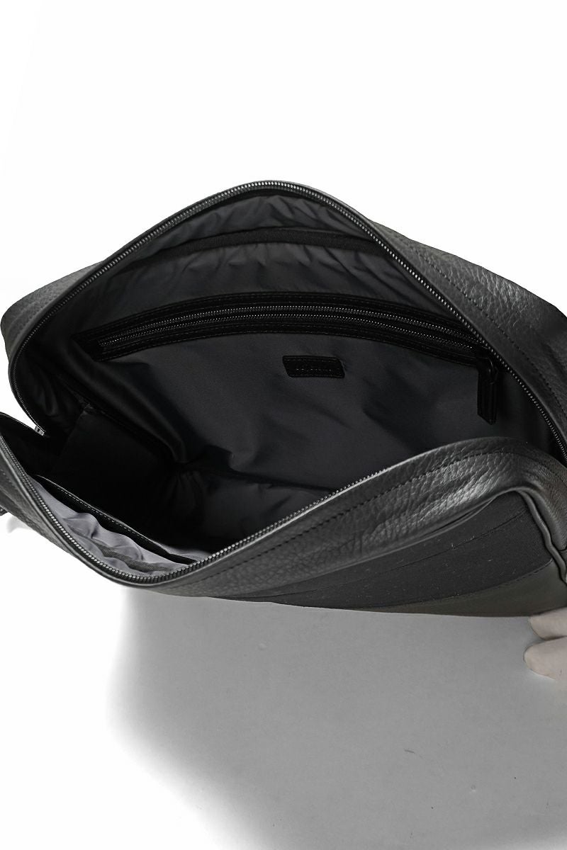 objcts.io(オブジェクツアイオー) ソフトショルダーバッグ ラージ