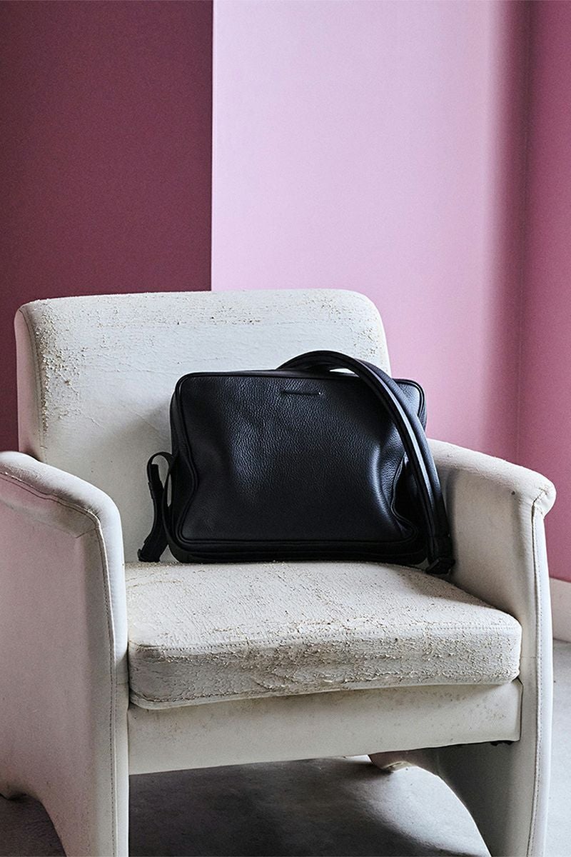 objcts.io(オブジェクツアイオー) ソフトショルダーバッグ ラージ