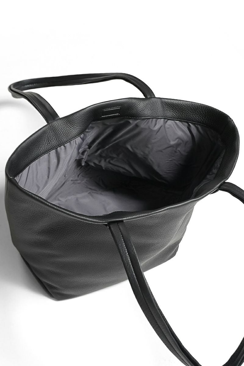 objcts.io(オブジェクツアイオー) エッセンシャルデイリーレザートート ミディアム