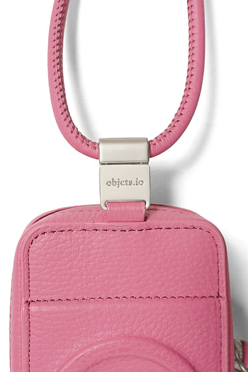 objcts.io(オブジェクツアイオー) iPhoneアクセサリー デタッチャブルストラップ付レザーマイクロバッグ