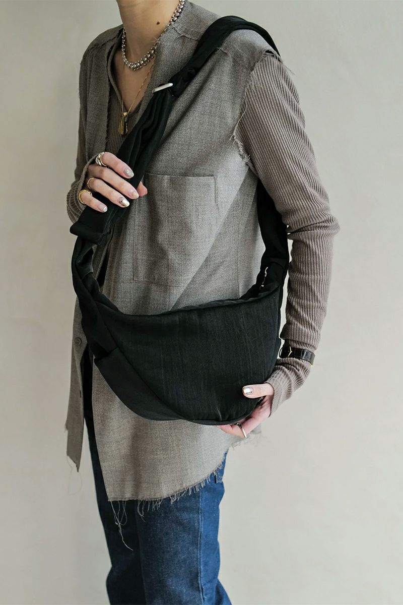 ITTI(イッチ) ANNIE PUFFER MINI MOON BAG / CERATOBRIGHT アニーパファーミニムーンバッグ セラトブライト ITTI-BAG-123-CB