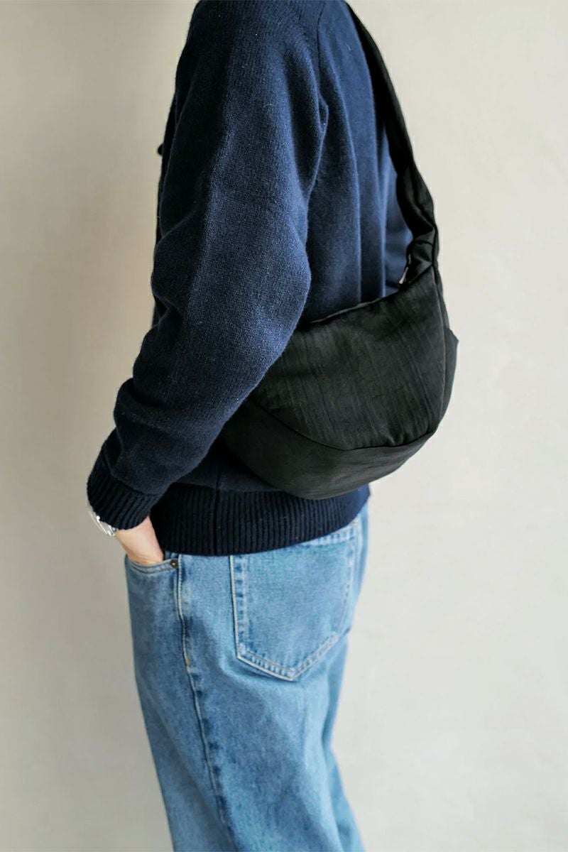 ITTI(イッチ) ANNIE PUFFER MINI MOON BAG / CERATOBRIGHT アニーパファーミニムーンバッグ セラトブライト ITTI-BAG-123-CB