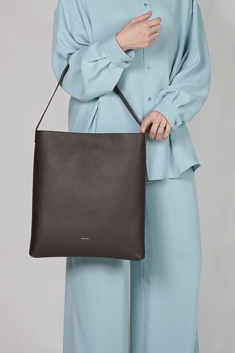 Hender Scheme(エンダースキーマ) grace square bag large グレイススクエアバッグラージ yv-b-gsl