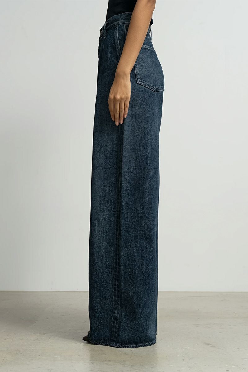 Graphpaper(グラフペーパー) Selvage Denim Two Tuck Wide Pants -DARK FADE- セルヴィッチデニム ツータックワイドパンツ ダークフェイド GL261-40062DB