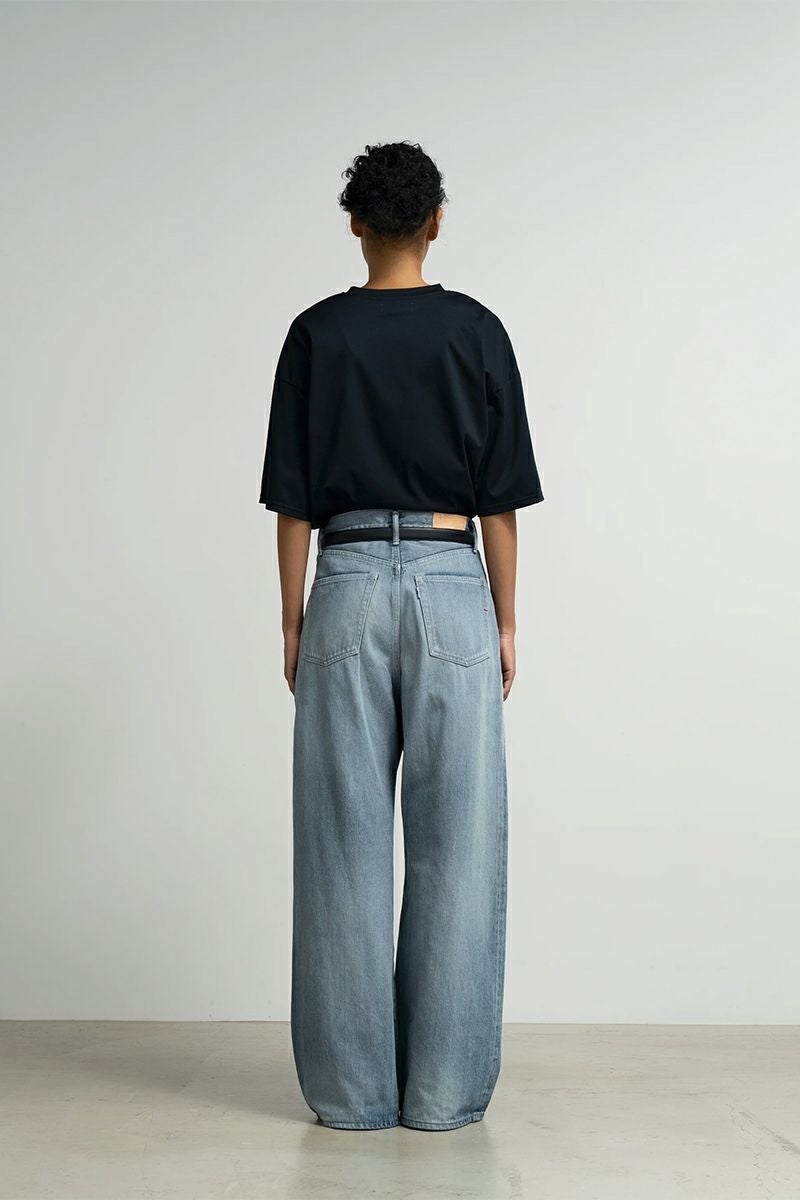  Graphpaper(グラフペーパー) Selvage Denim Two Tuck Wide Pants -LIGHT FADE- セルヴィッチデニム ツータックワイドパンツ ライトフェイド GL261-40062LB