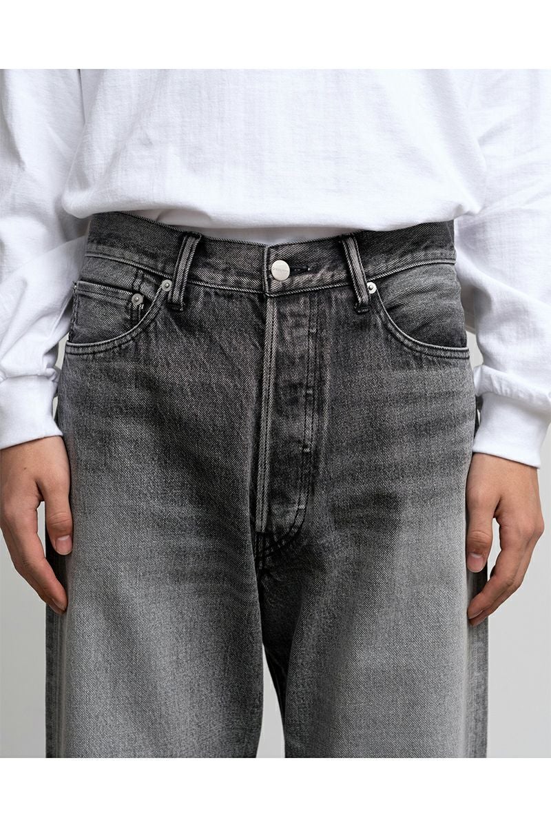 Graphpaper(グラフペーパー) Selvage Denim Five Pocket Wide Straight Pants -LIGHT FADE- セルヴィッチデニム ファイブポケットワイドストレートパンツ ライトフェイド GU261-40059LB