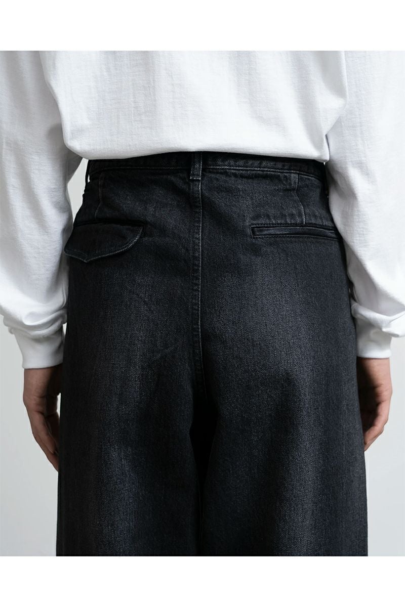Graphpaper(グラフペーパー) Selvage Denim Two Tuck Tapered Pants -DARK FADE- セルヴィッチデニム ツータックテーパードパンツ ダークフェイド GU261-40060DB