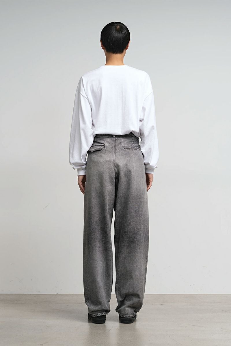 Graphpaper(グラフペーパー) Selvage Denim Two Tuck Tapered Pants -LIGHT FADE- セルヴィッチデニム ツータックテーパードパンツ ライトフェイド GU261-40060LB