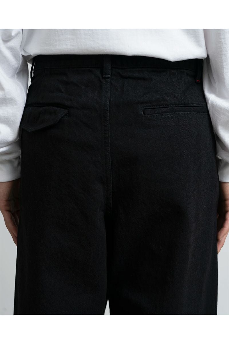 Graphpaper(グラフペーパー) Selvage Denim Two Tuck Tapered Pants セルヴィッチデニム ツータックテーパードパンツ GU261-40060RB