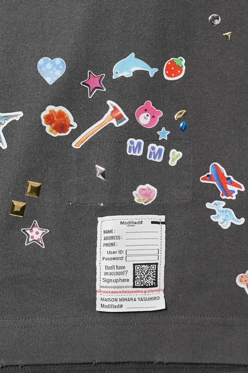 Maison MIHARA YASUHIRO(メゾン ミハラヤスヒロ) Kids Sticker Printed T-shirt キッズステッカープリントTシャツ J16TS821