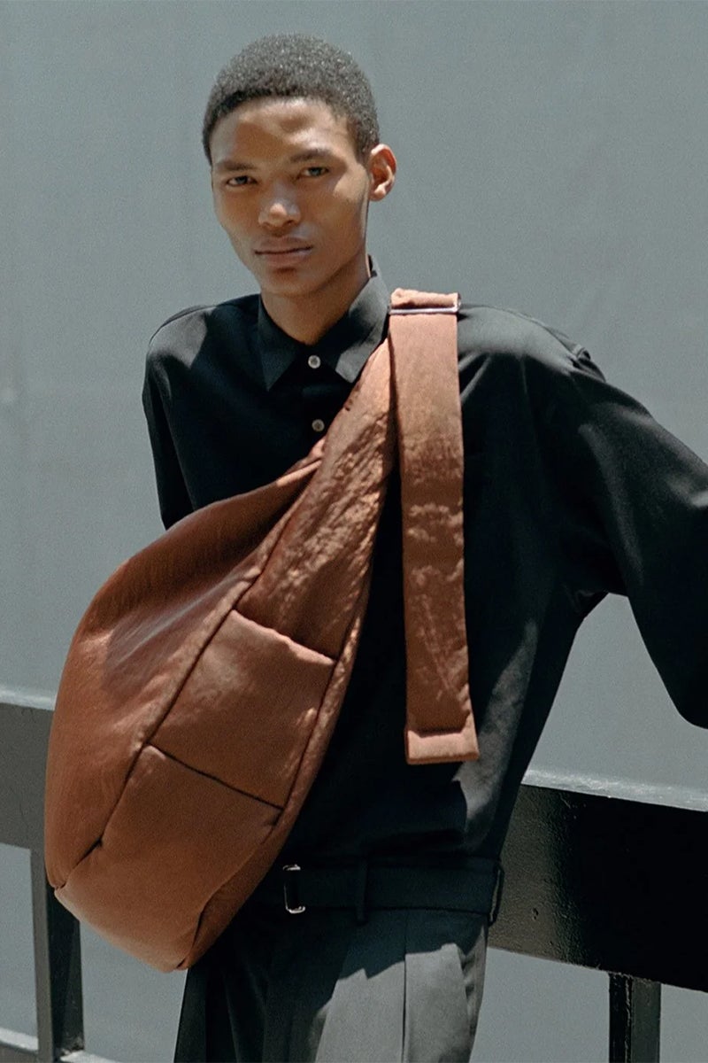 ITTI(イッチ) ANNIE PUFFER BIG MOON BAG / CERATO BRIGHT アニーパファービッグムーンバッグ セラトブライト ITTI-BAG-120-CB