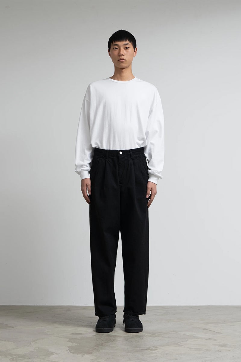 Graphpaper(グラフペーパー) Selvage Denim Two Tuck Tapered Pants セルヴィッチデニムツータックテーパードパンツ GU263-40060RB