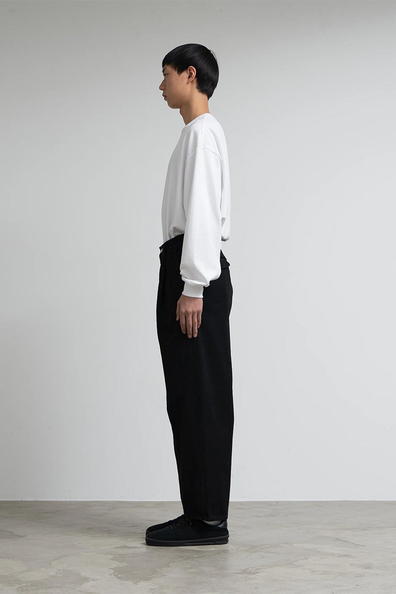Graphpaper(グラフペーパー) Selvage Denim Two Tuck Tapered Pants セルヴィッチデニムツータックテーパードパンツ GU263-40060RB