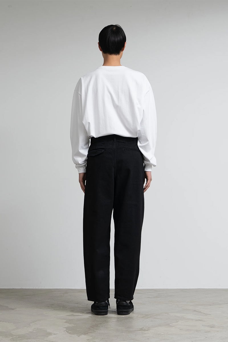 Graphpaper(グラフペーパー) Selvage Denim Two Tuck Tapered Pants セルヴィッチデニムツータックテーパードパンツ GU263-40060RB