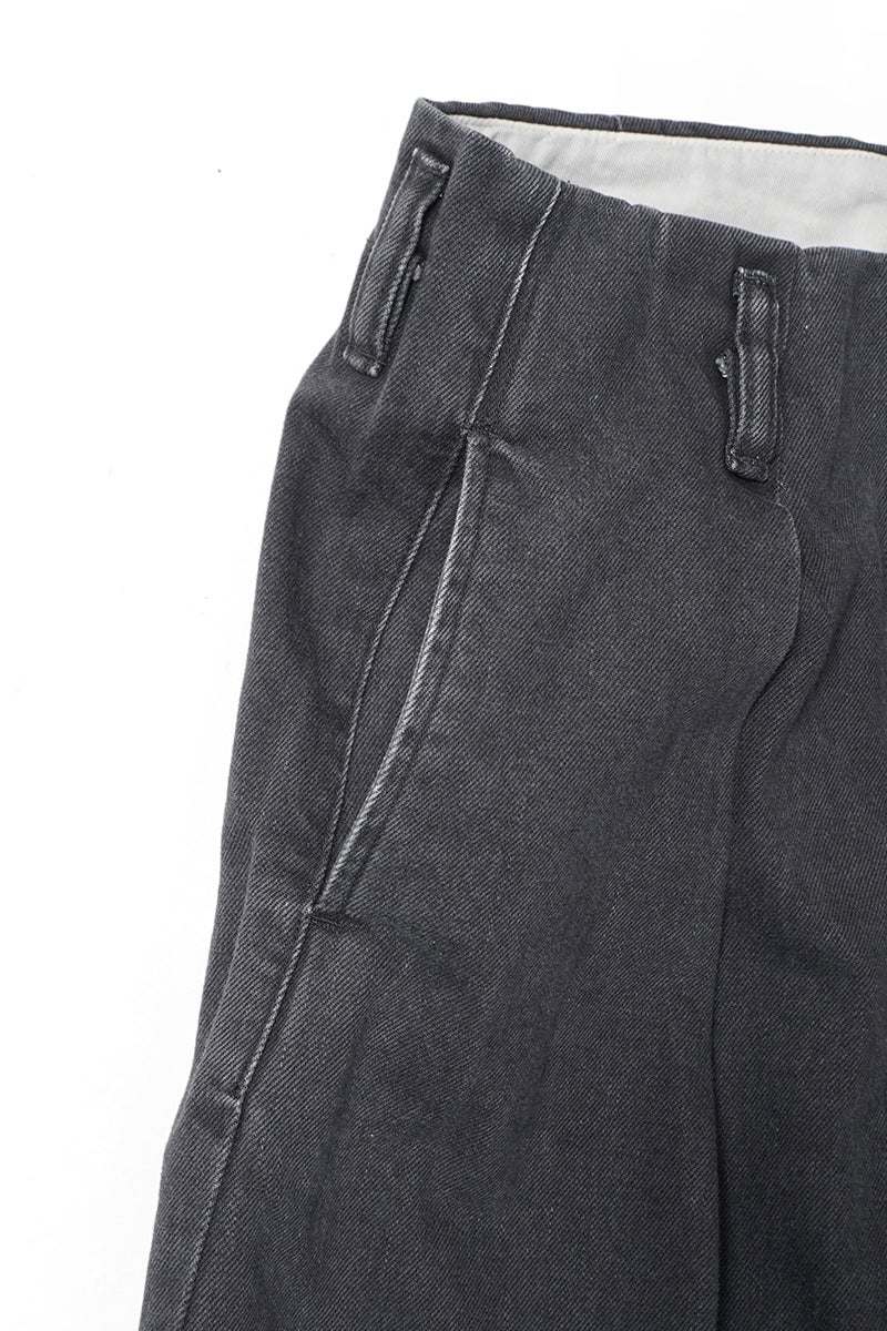 saby(サバイ) TUCK-BUGGY TYPE 3 -Surface dyeing Denim- タックバギーパンツ タイプ3 26A-031808