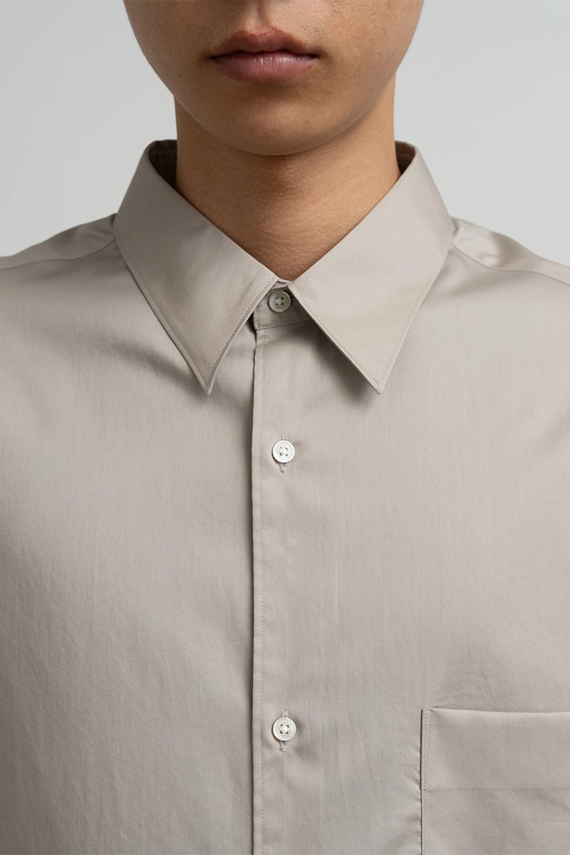 Graphpaper(グラフペーパー) Silicon Poplin Oversized Regular Collar Shirt シリコンポプリンオーバーサイズレギュラーカラーシャツ GM263-50196