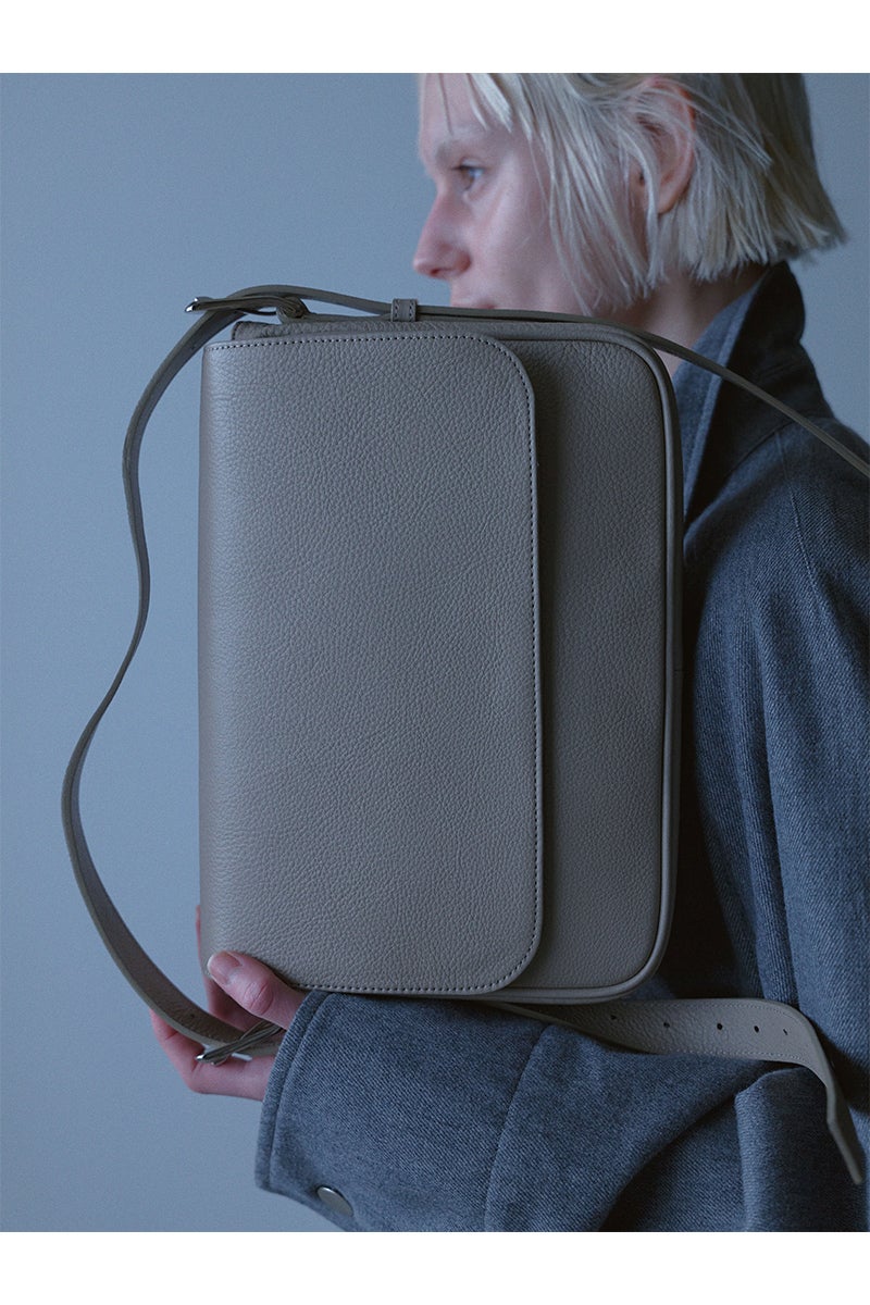 Rich I(リッチアイ) Leather Shoulder Bag [Dumbo] レザーショルダーバッグ Rich I-10-B-01