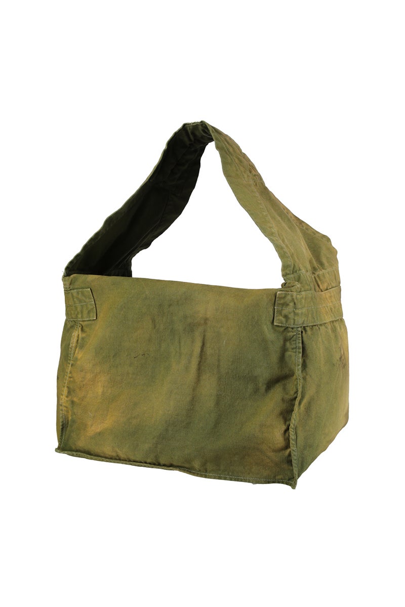 BOWWOW(バウワウ) WIDE STRAP NEWSPAPER BAG ワイドストラップニュースペーパーバッグ BWU-WSNB