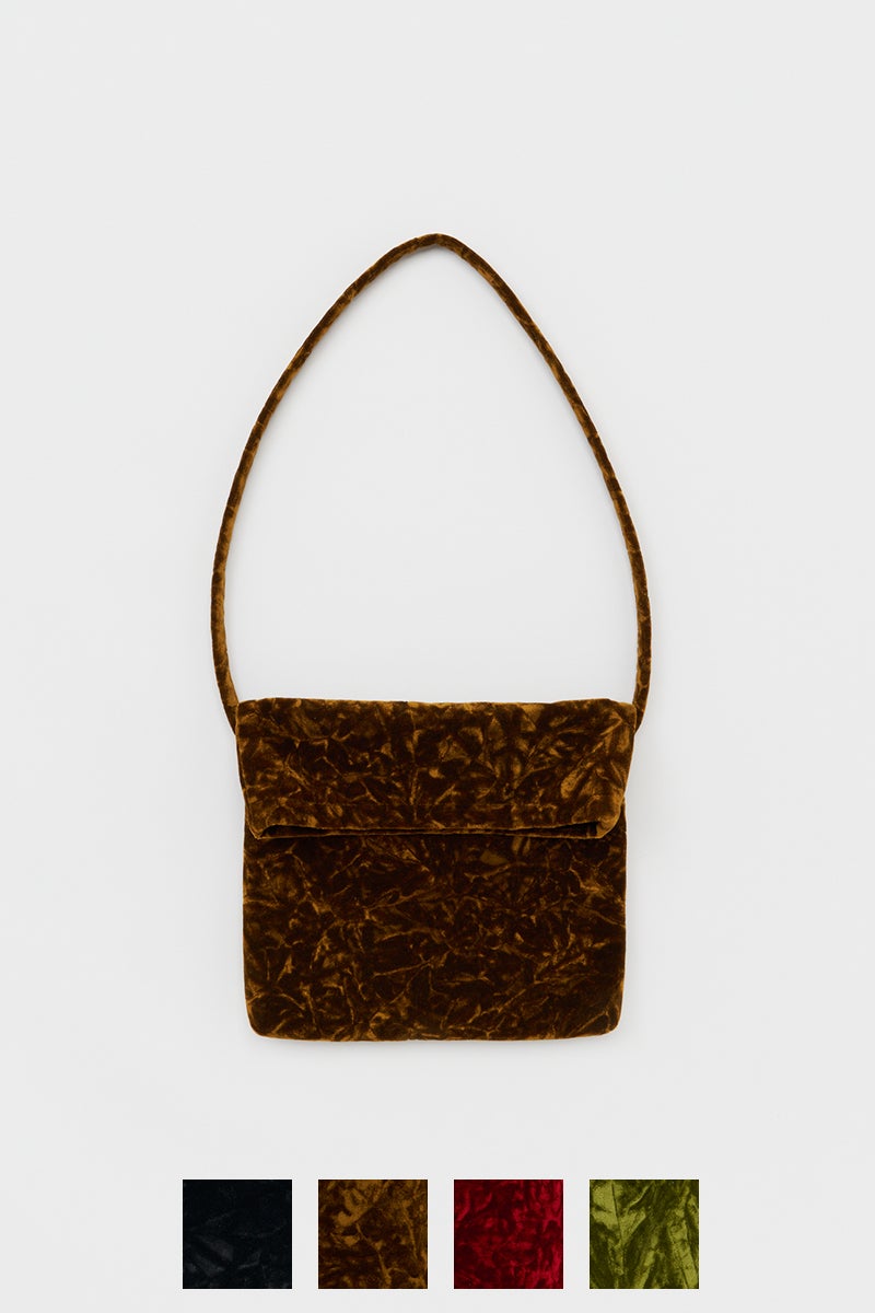 Hender Scheme(エンダースキーマ) velvet flap shoulder bag ベルベットフラップショルダーバッグ zw-b-fsb