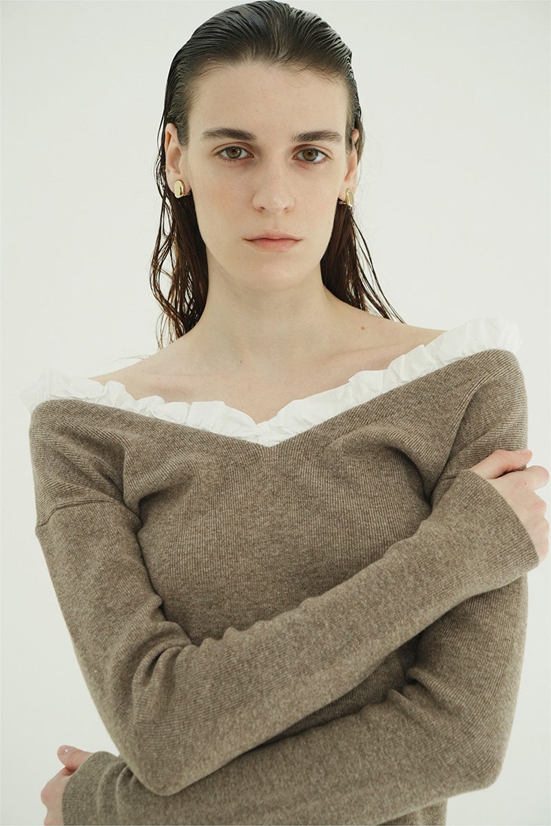 CLANE(クラネ) 2WAY FRILL V NECK KNIT TOPS 2ウェイフリルVネックニットトップス 11106-2113