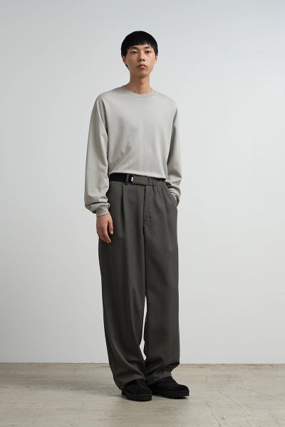 Graphpaper(グラフペーパー) Melange Pique Chef Track Pants 着用画像