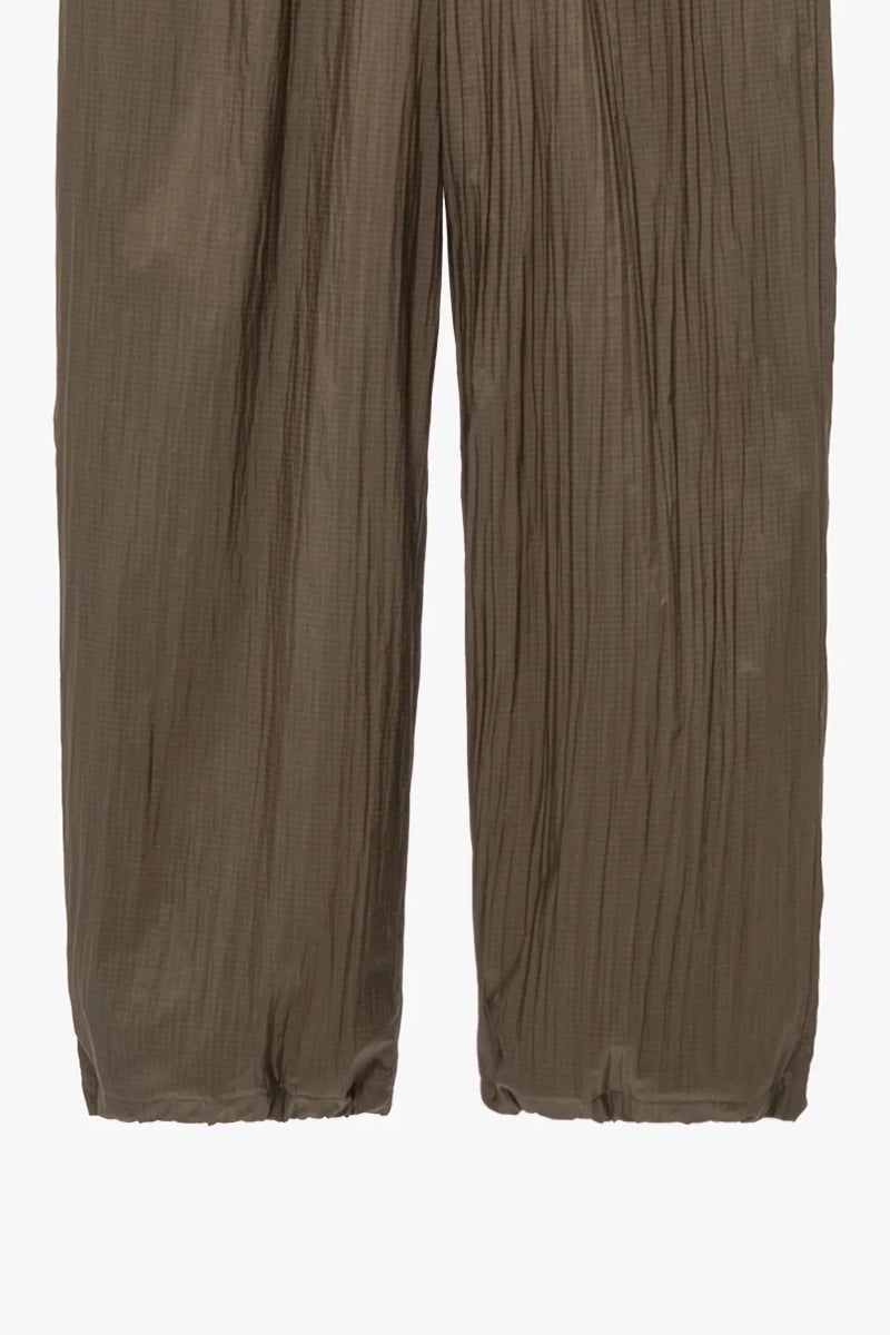 Graphpaper(グラフペーパー) PERTEX QUANTUM AIR Light Thermo Chef Pants パーテックスクオンタムエアー ライトサーモチェフパンツ GM263-40282