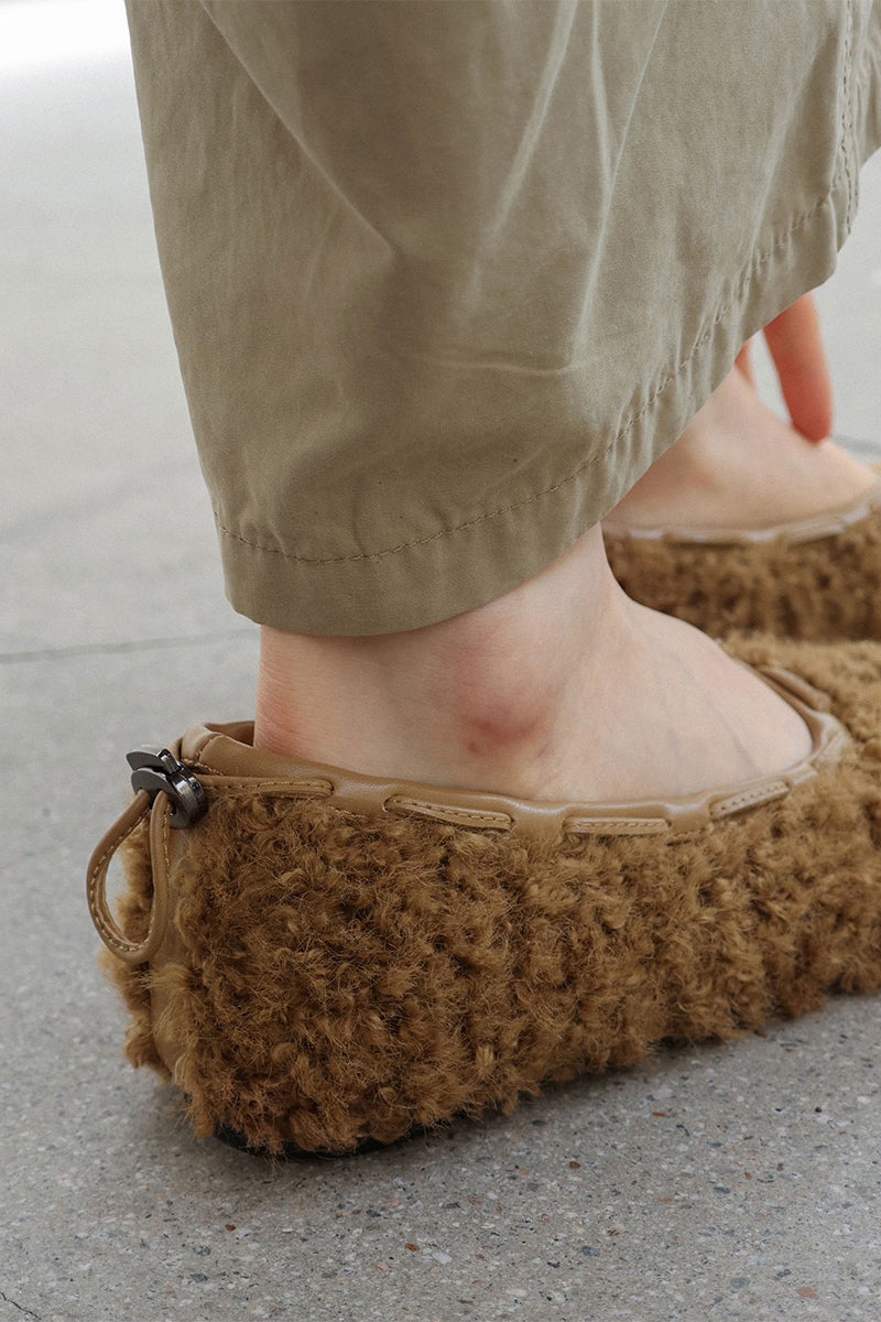 PAES(ペイズ) Teddy String Flat テディーストリングフラットパンプス 25004