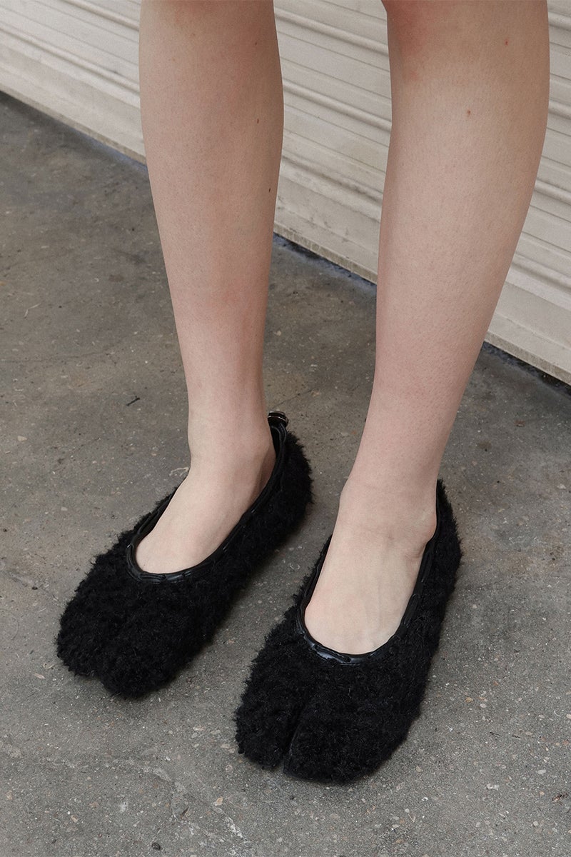 PAES(ペイズ) Teddy String Flat テディーストリングフラットパンプス 25004